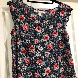 Beautiful top for summer!